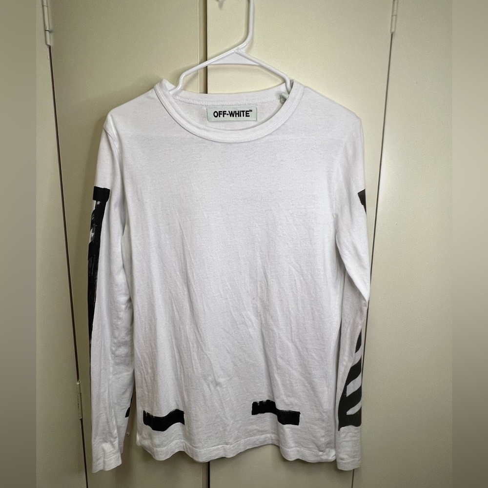 Off-white long sleeve shirt